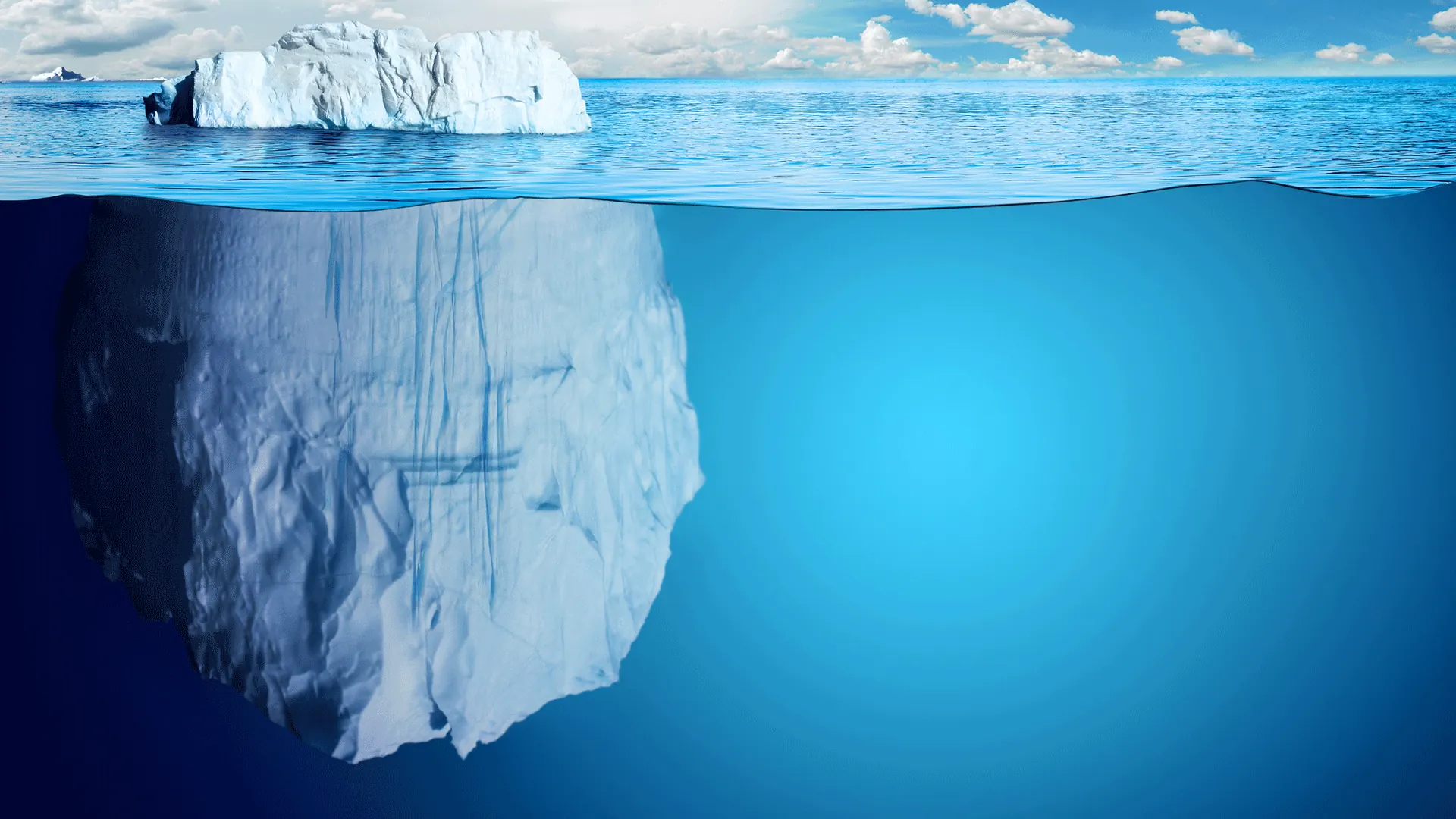 Ein Eisberg, dessen größter Teil unter der Wasseroberfläche liegt